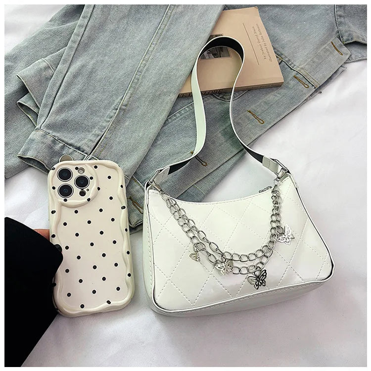 Bolso Nocturna con Cadenas Y mariposas.