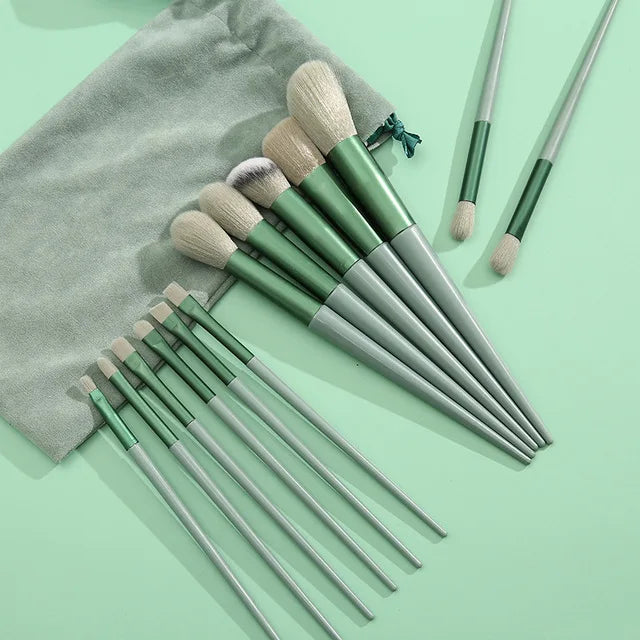 Set de 13 Brochas de Maquillaje Profesionales – Rostro, Ojos y Labios, Suaves y Antiderrame