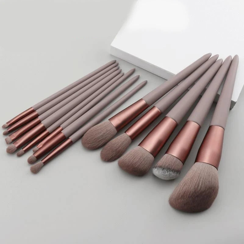 Set de 13 Brochas de Maquillaje Profesionales – Rostro, Ojos y Labios, Suaves y Antiderrame