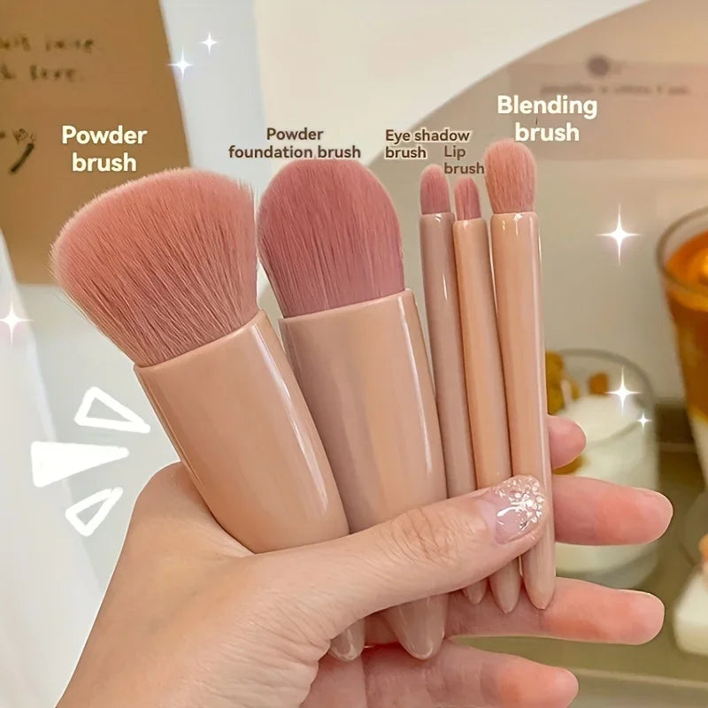 Título:
Set de Brochas de Maquillaje Portátil 5 Piezas con Espejo – Kit de Viaje Plegable