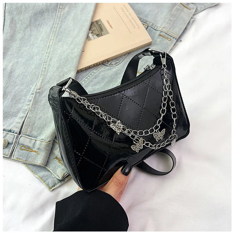 Bolso Nocturna con Cadenas Y mariposas.