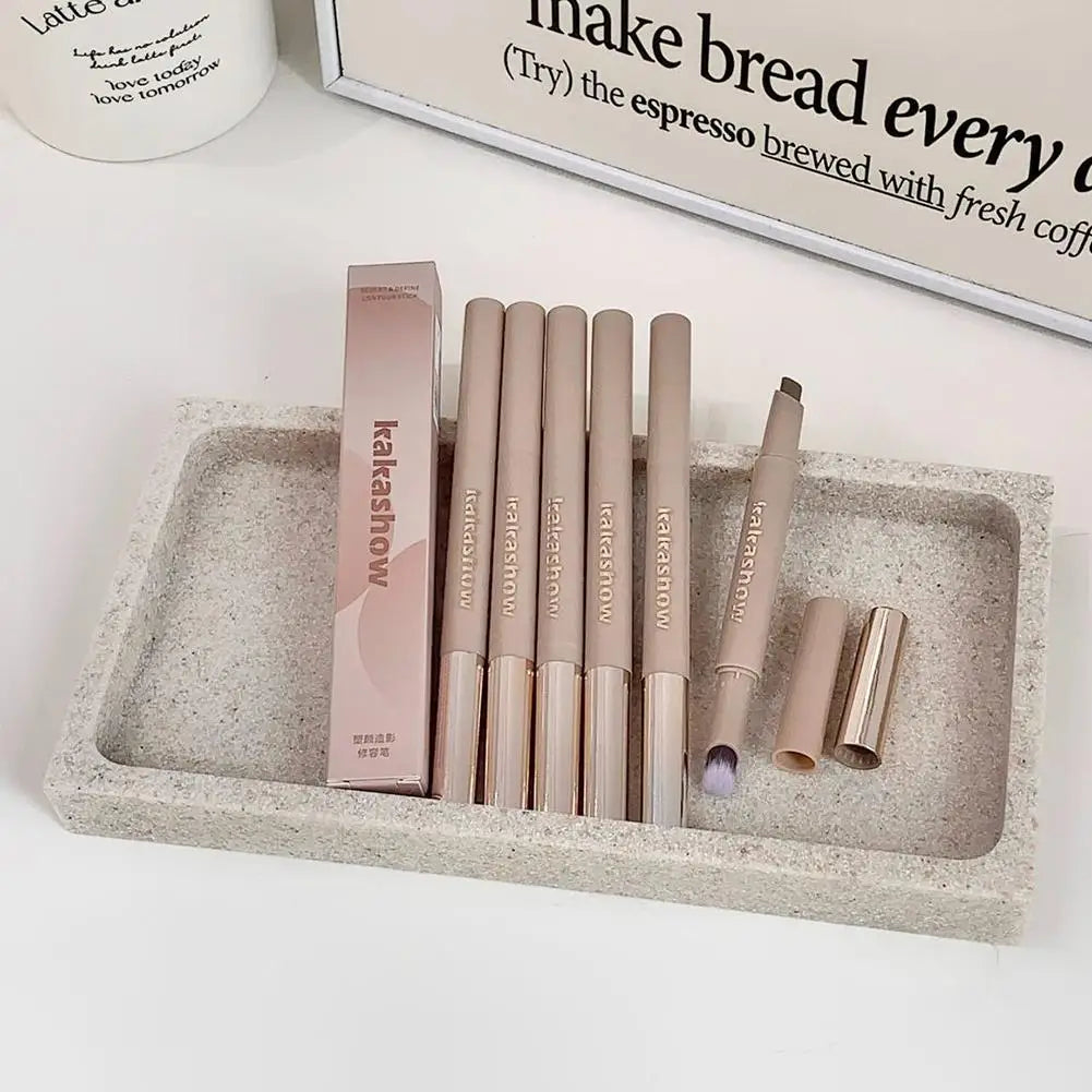 Lápiz Contorno 2 en 1 con Brocha – Stick Bronzer Facial 3D