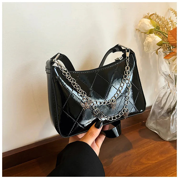 Bolso Nocturna con Cadenas Y mariposas.
