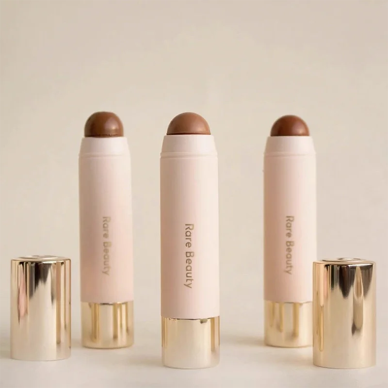 Contour Stick Líquido Soft Glow – Bronceador en Barra Efecto Natural
