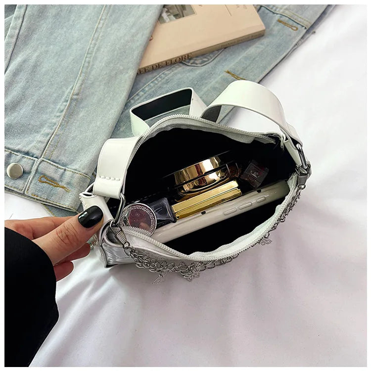 Bolso Nocturna con Cadenas Y mariposas.