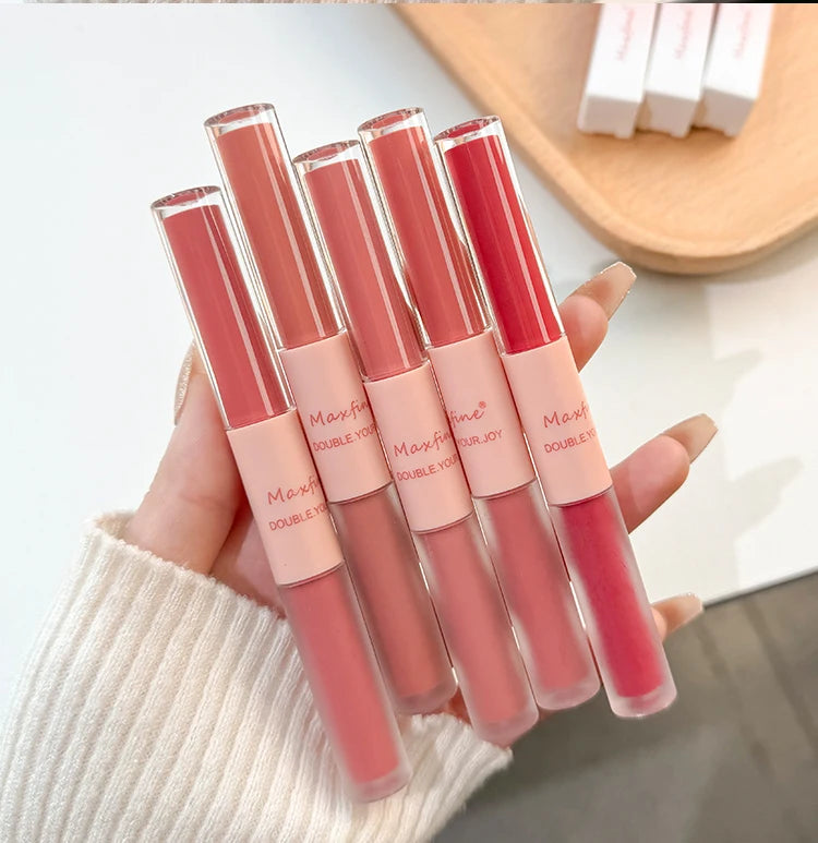Lip Glaze Doble Efecto – Brillo Espejo y Acabado Mate Aterciopelado, Larga Duración