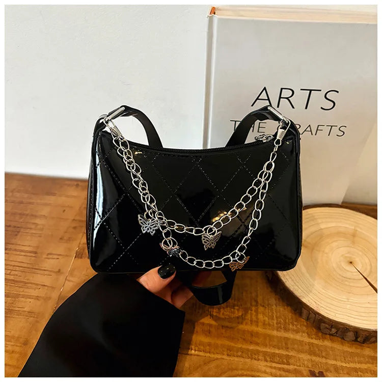 Bolso Nocturna con Cadenas Y mariposas.