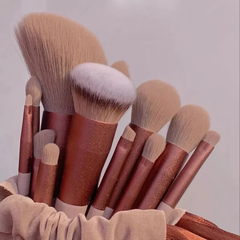 Set de 13 Brochas de Maquillaje Profesionales – Rostro, Ojos y Labios, Suaves y Antiderrame