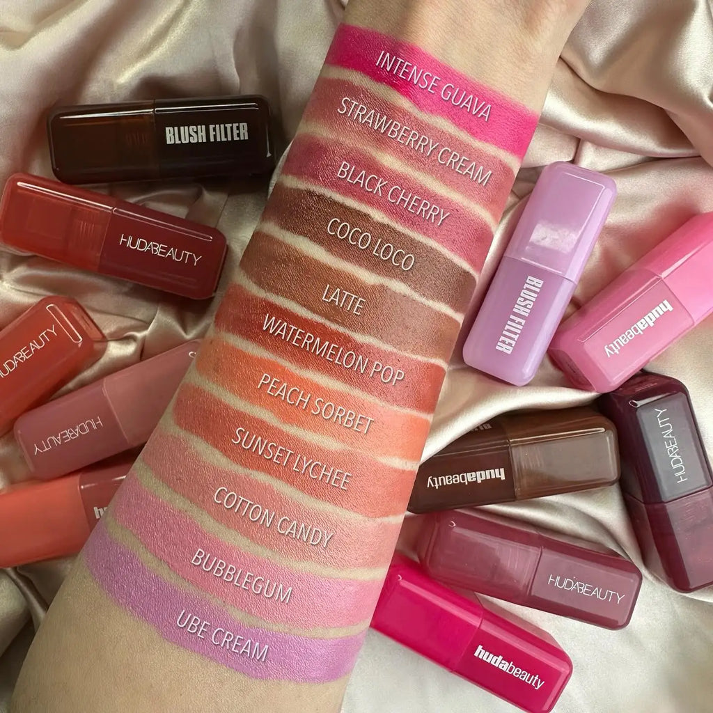 Rubor en Barra Glossy Touch – Color Natural de Larga Duración